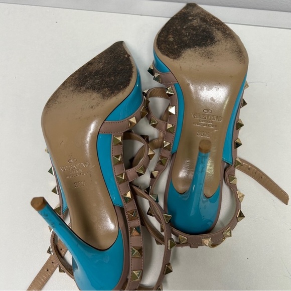 VALENTINO GARAVANI Rockstud Accents Leather T-Strap Pumps - Picture 2 of 12